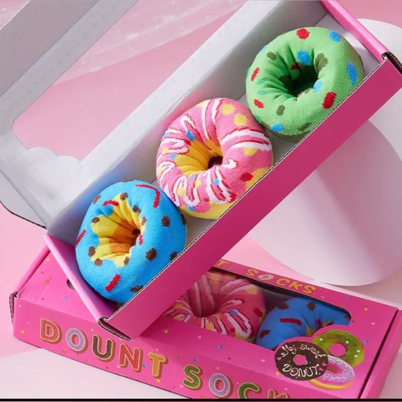 3 PAIRS NOVELTY DONUT SOCKS IN THE BOX - Picture 4 of 8